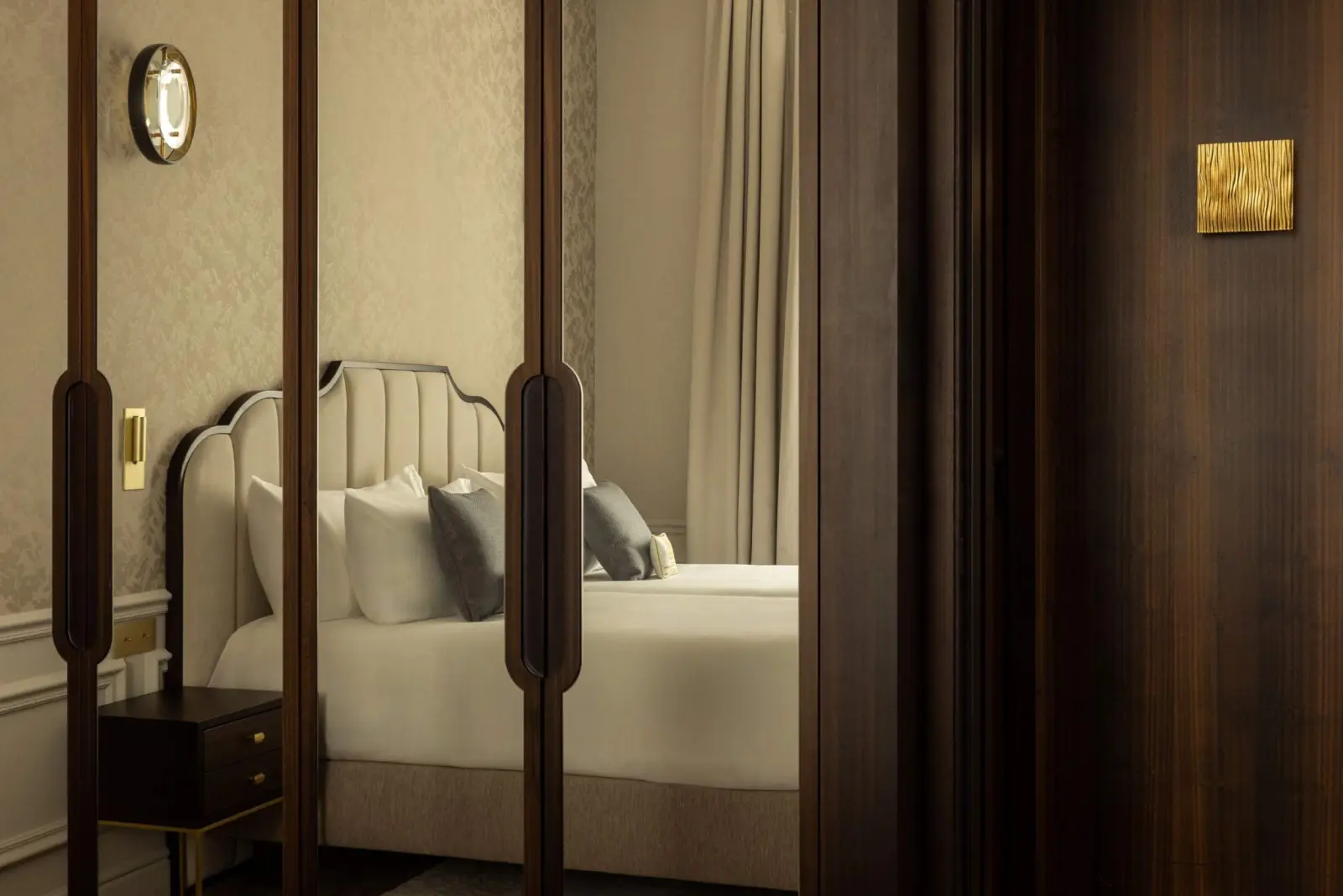 The first bedroom — Galliera Suite, Maison Bauchart