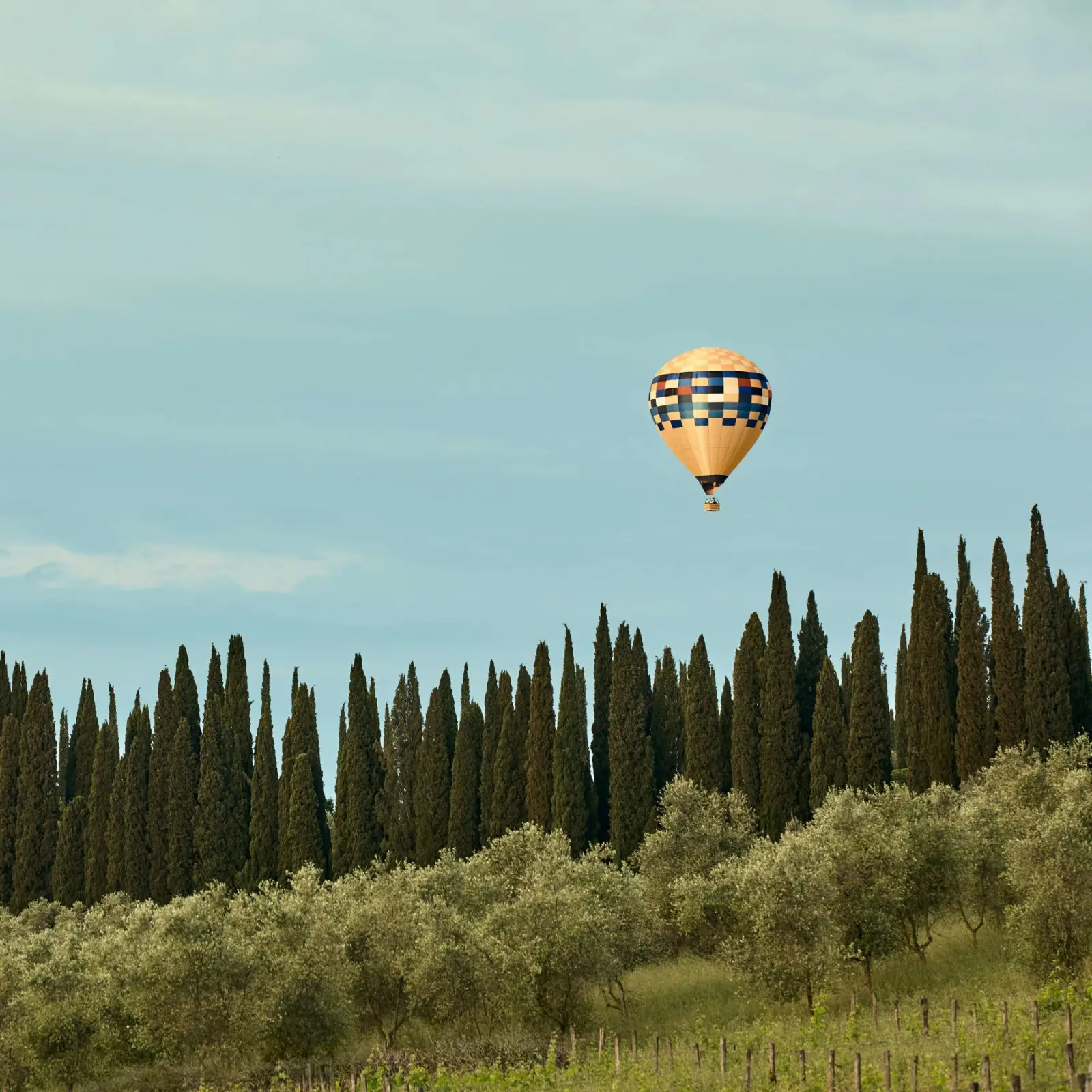 A hot-air balloon above Chianti — COMO Castello del Nero