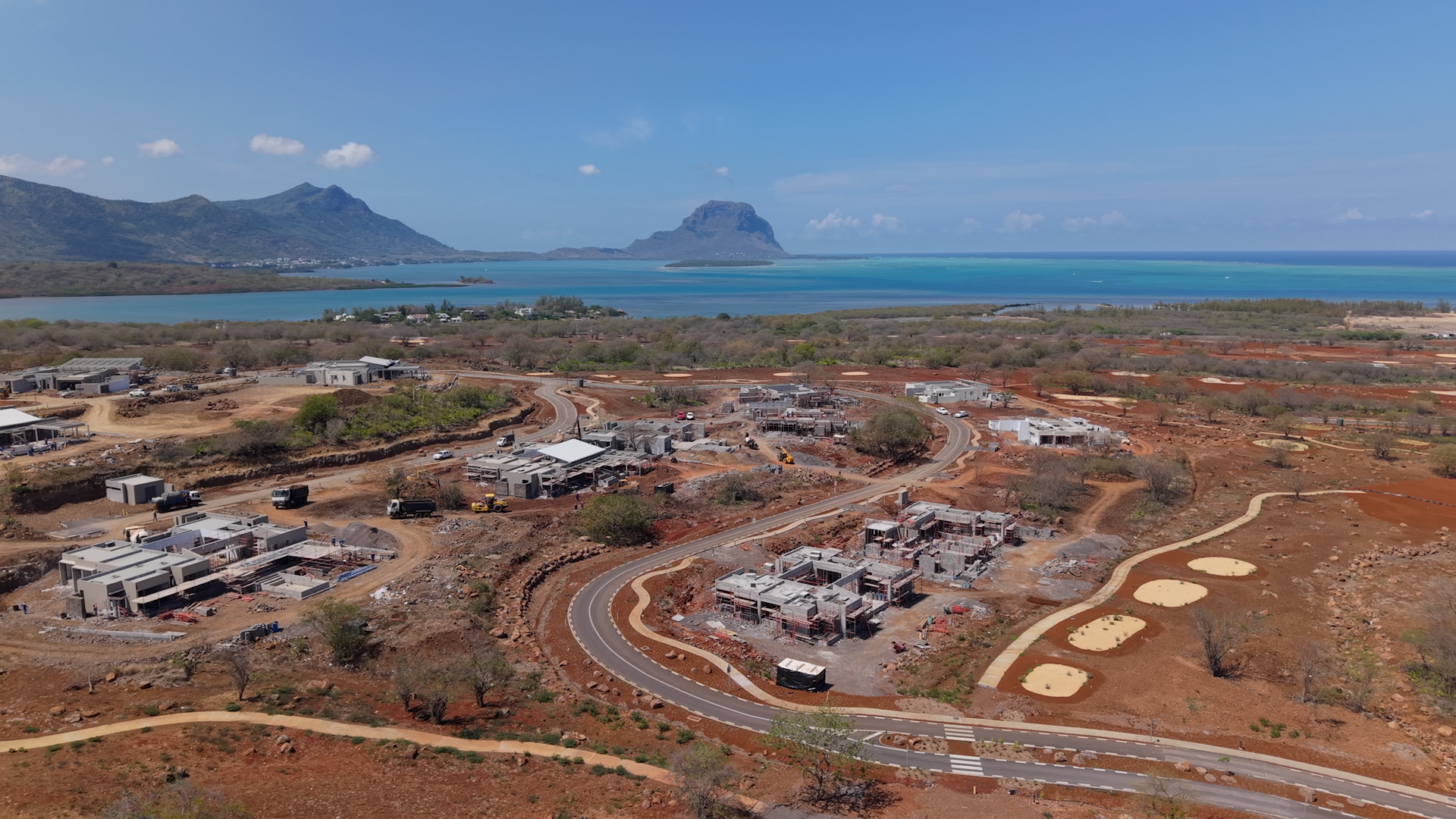 Harmonie construction — Roads delivered · Le Morne view